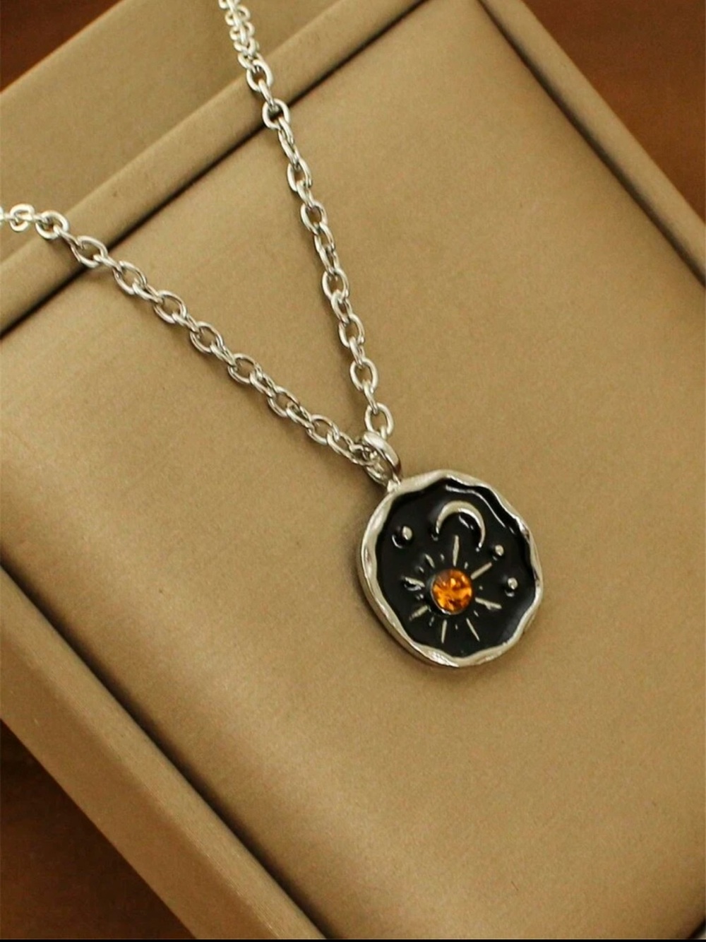 Silver Black Sun Pendant Necklace NEW 🏷️